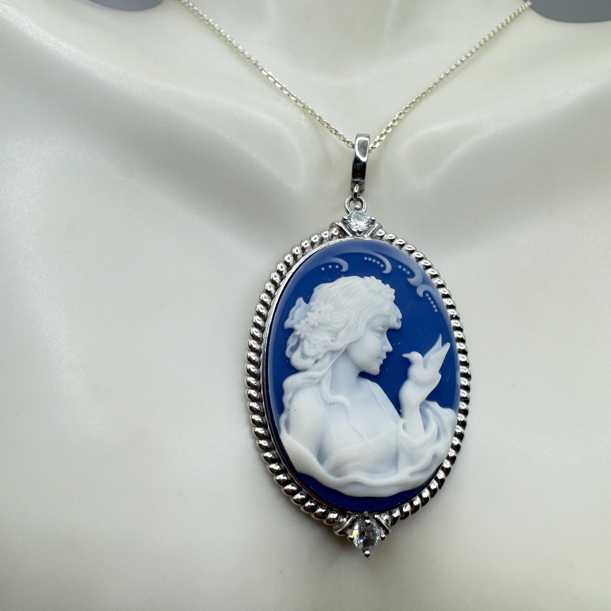 Vintage Moon Goddess Genuine Blue Onyx Cameo Sterling Silver Necklace Choker