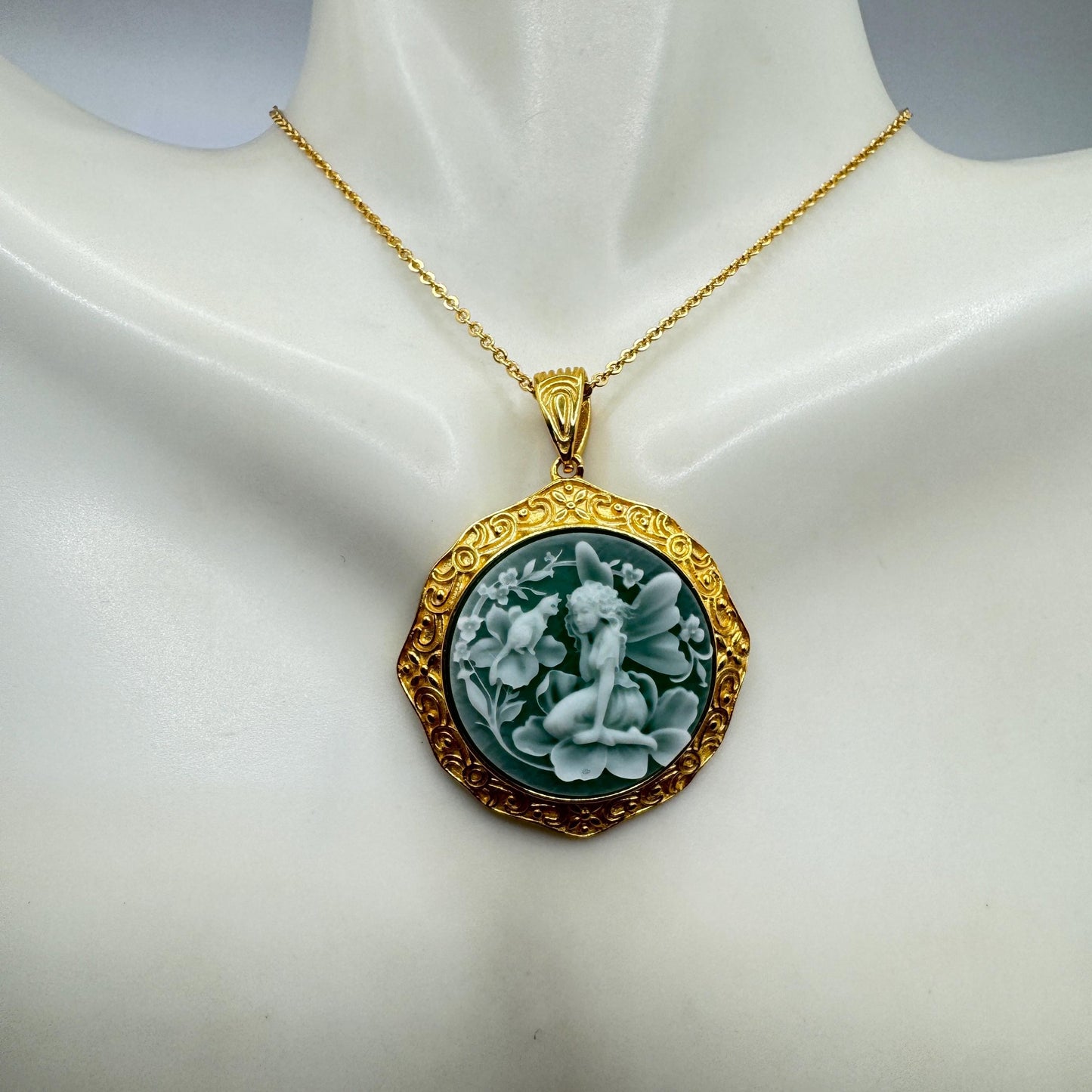 Vintage Fairy Carved Cameo 925 Sterling Silver Necklace Choker