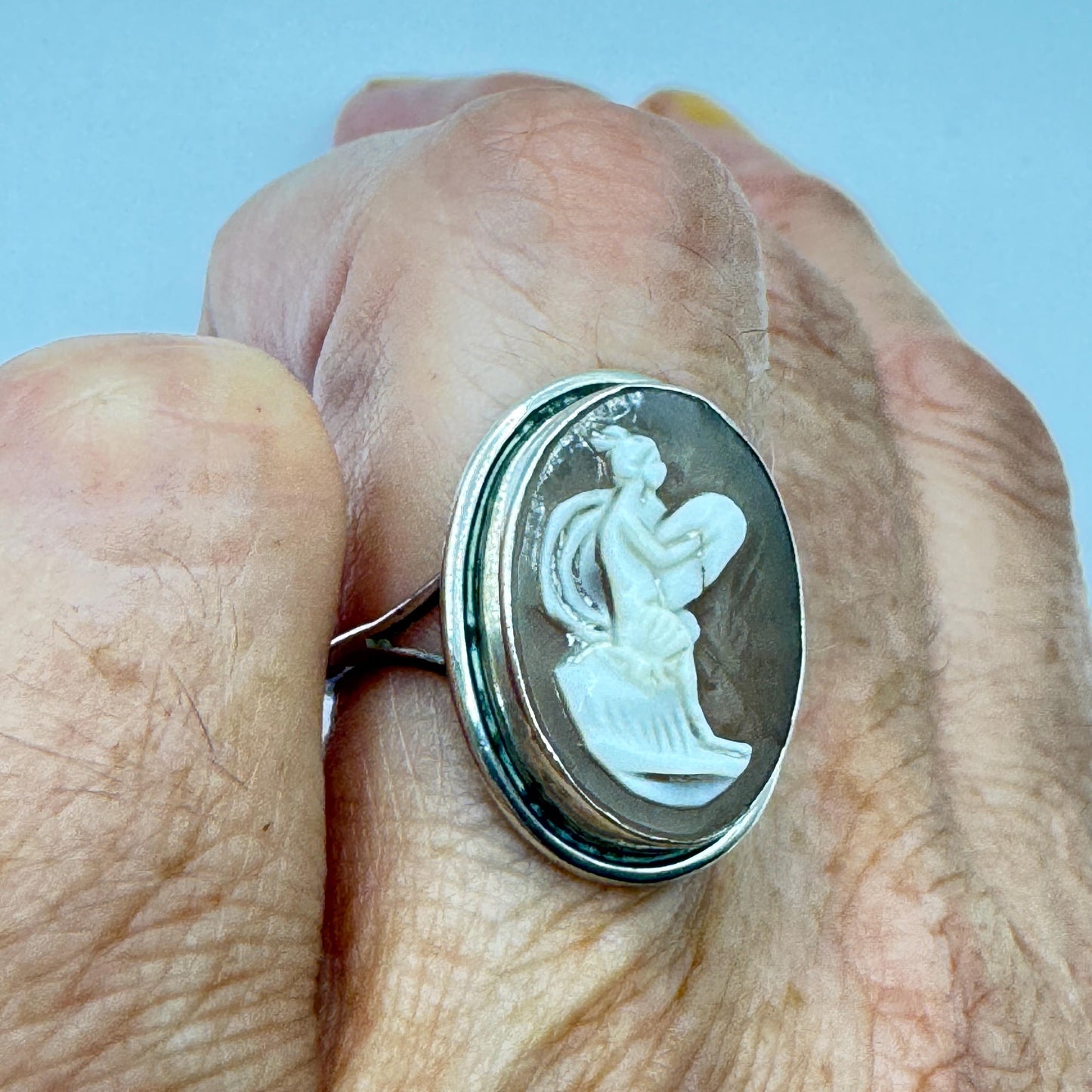 Vintage Cameo 925 Sterling Silver Cocktail Ring
