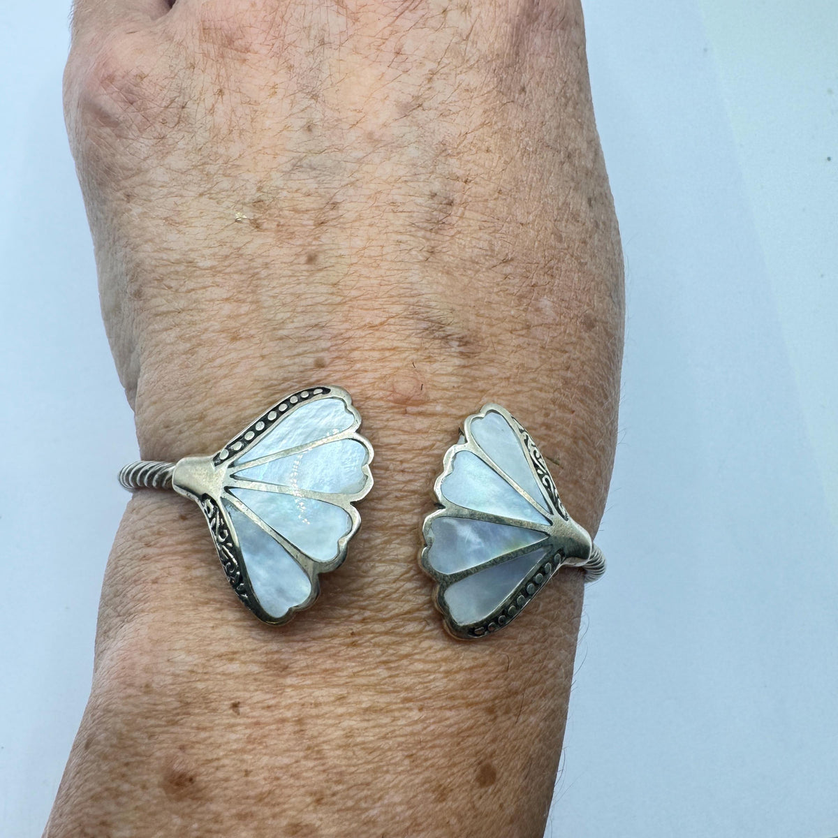 Vintage Mother of Pearl 925 Sterling Silver Cuff Bangle Bracelet