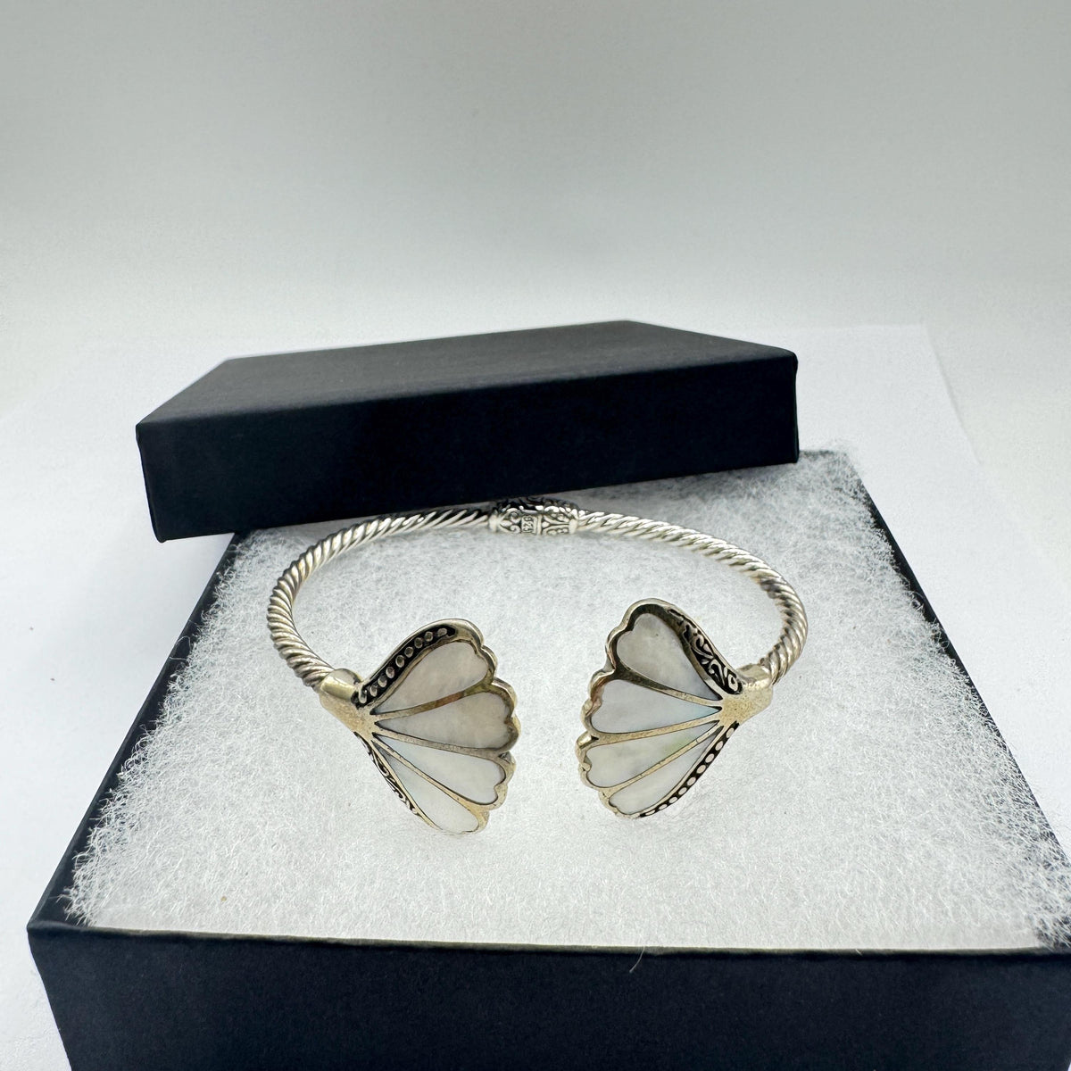 Vintage Mother of Pearl 925 Sterling Silver Cuff Bangle Bracelet
