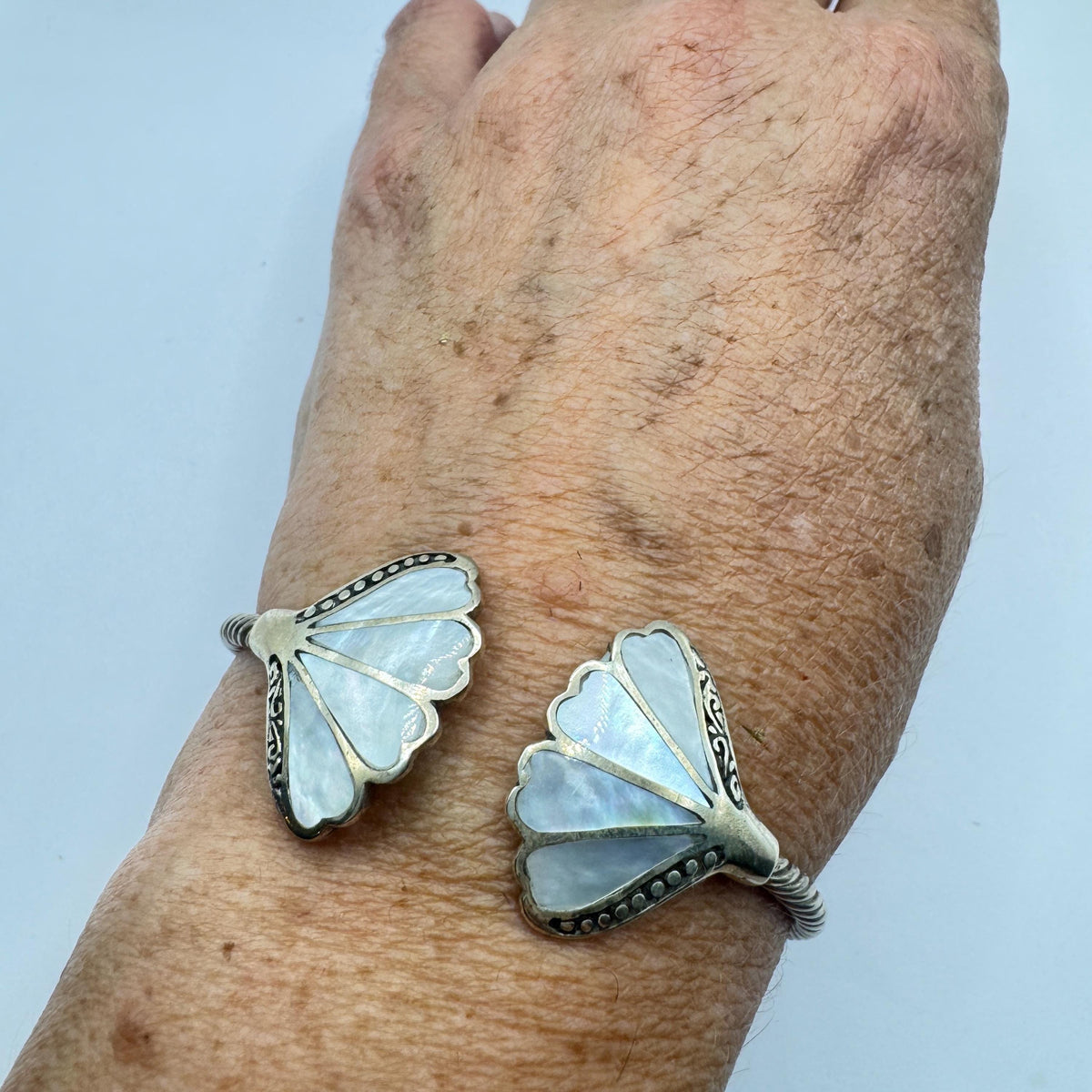 Vintage Mother of Pearl 925 Sterling Silver Cuff Bangle Bracelet
