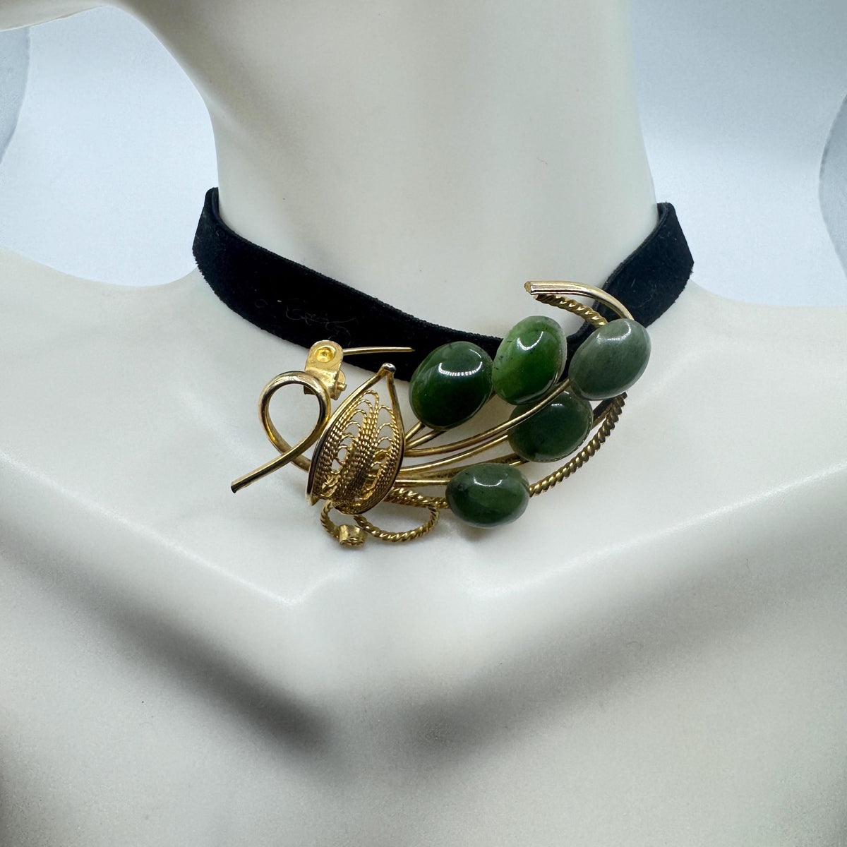 Vintage Green Jade Yellow Golden Filled Brooch Pin
