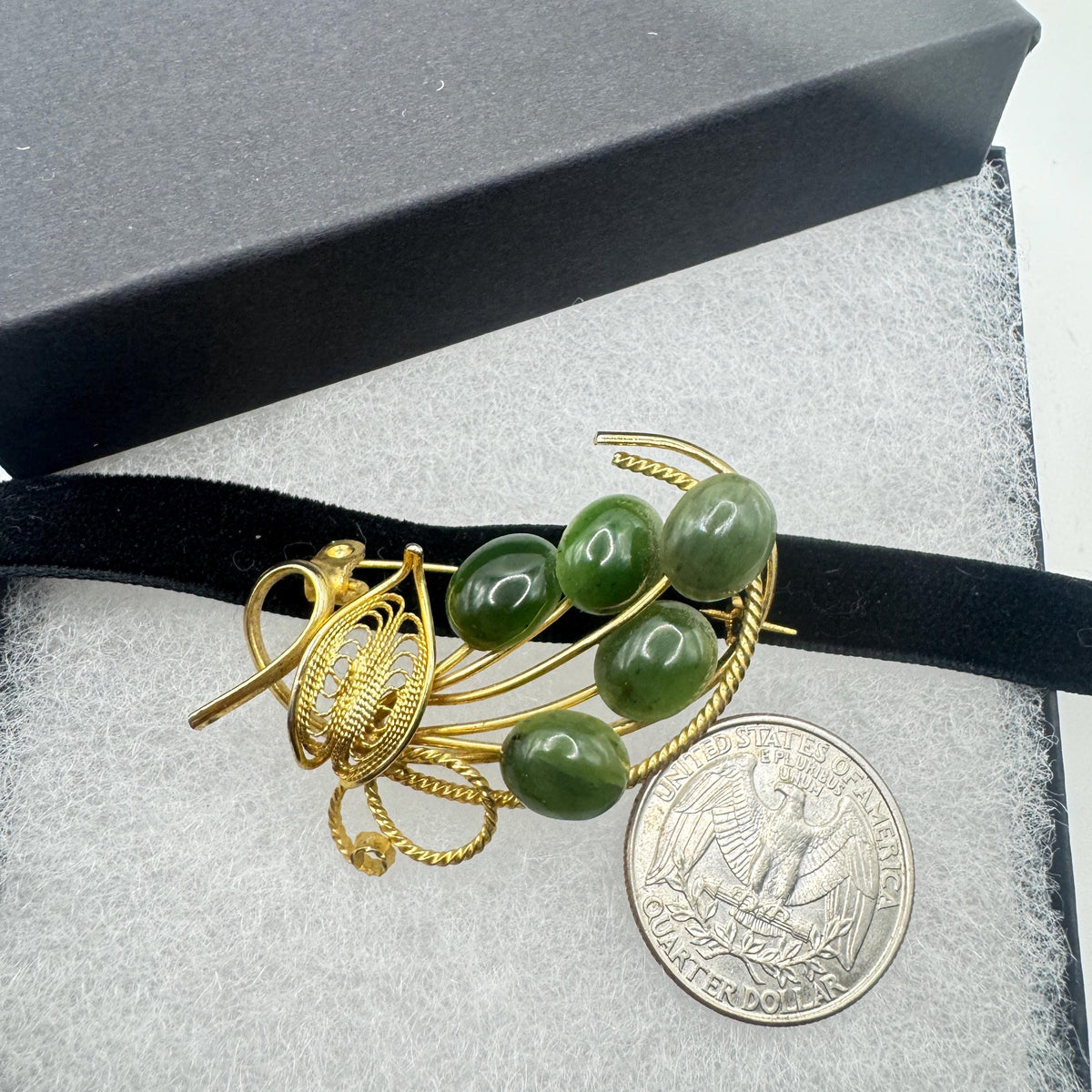 Vintage Green Jade Yellow Golden Filled Brooch Pin