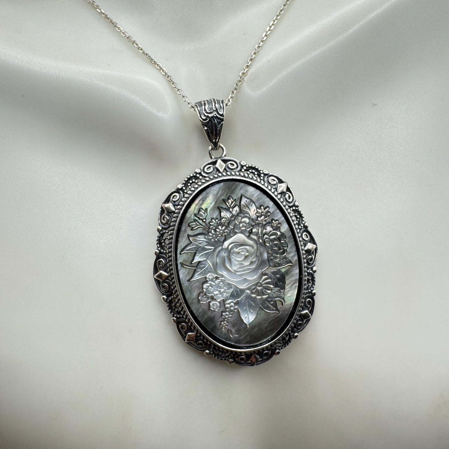 Vintage Rose Flower Cameo Yellow Golden 925 Sterling Silver Necklace Choker
