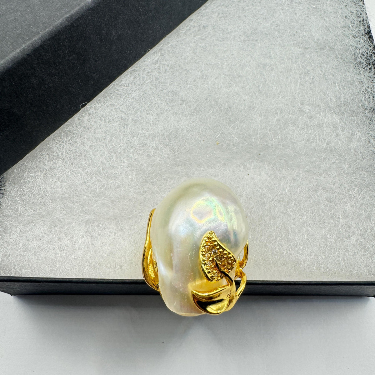 Vintage Biwa Pearl Ring Golden 925 Sterling Silver Cocktail Statement Adjustable
