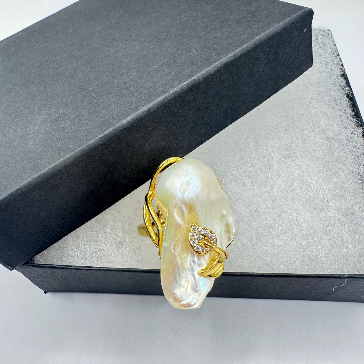 Vintage Biwa Pearl Ring Golden 925 Sterling Silver Cocktail Statement Adjustable
