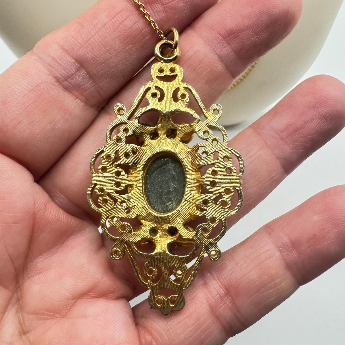 Vintage Green Jade Leaf Yellow Golden Filled Necklace