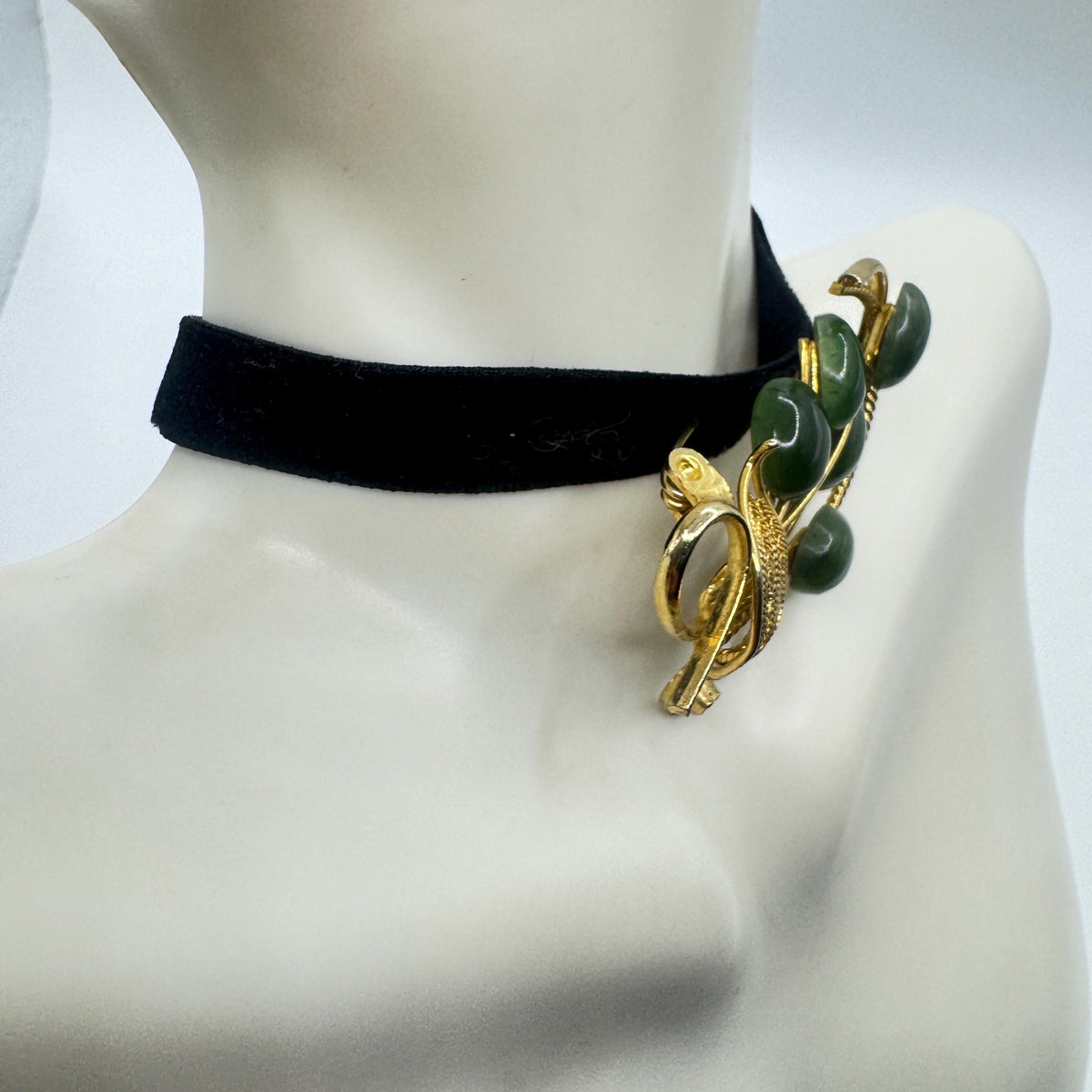Vintage Green Jade Yellow Golden Filled Brooch Pin