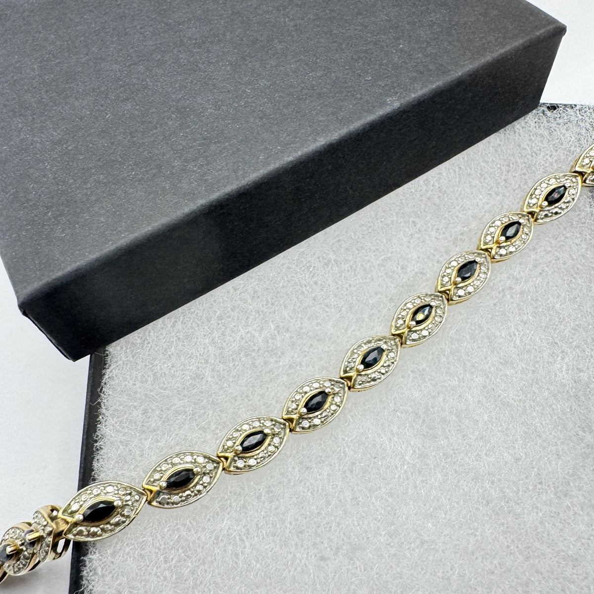 Vintage Deco Blue Sapphire Tennis Bracelet, Golden 925 Sterling Silver (7.25 Inch)