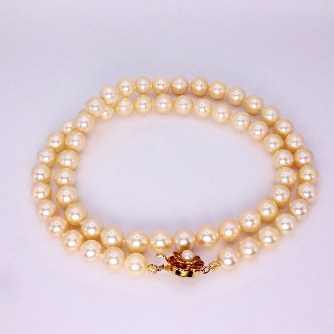 Vintage Cream Pearl 24 inch Necklace