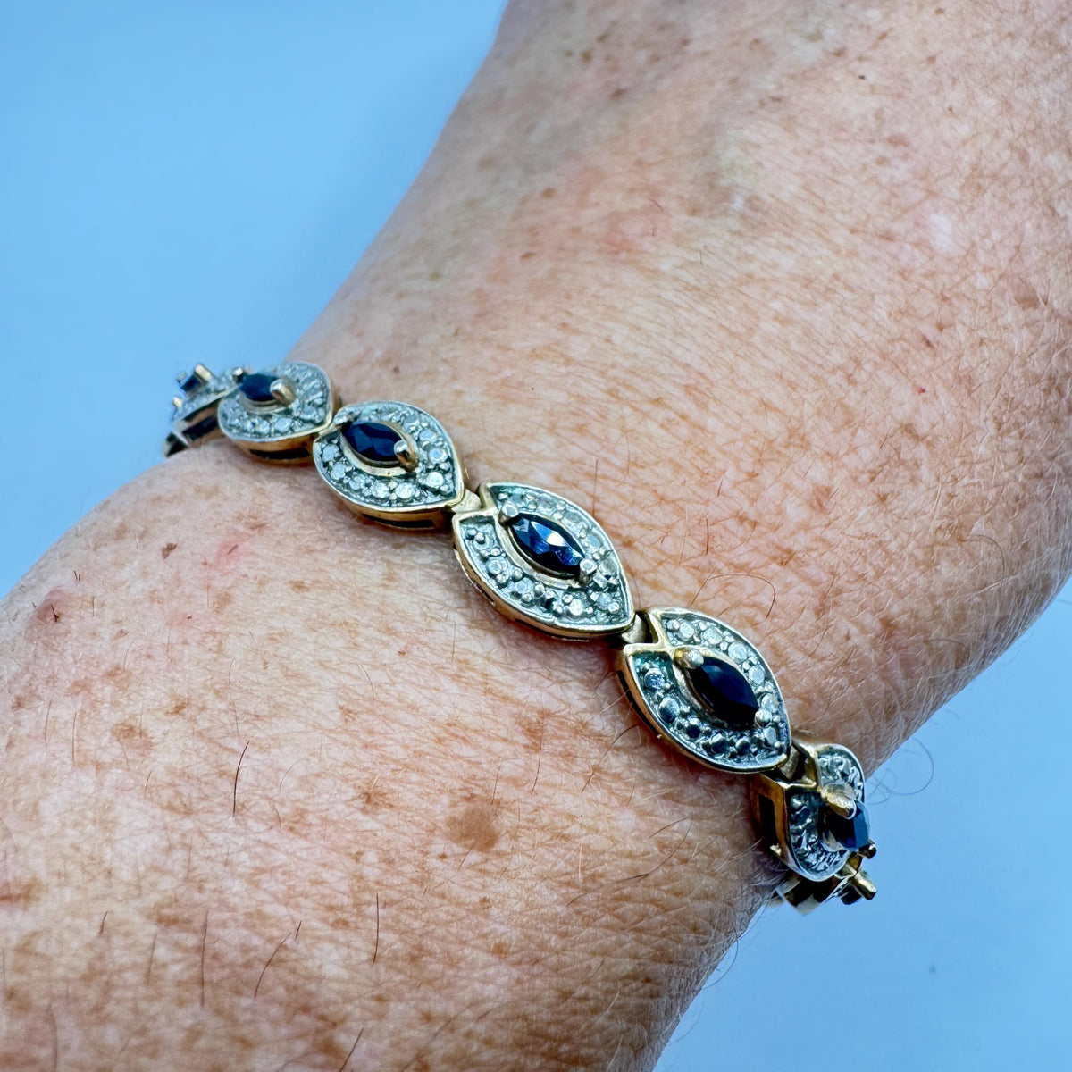 Vintage Deco Blue Sapphire Tennis Bracelet, Golden 925 Sterling Silver (7.25 Inch)
