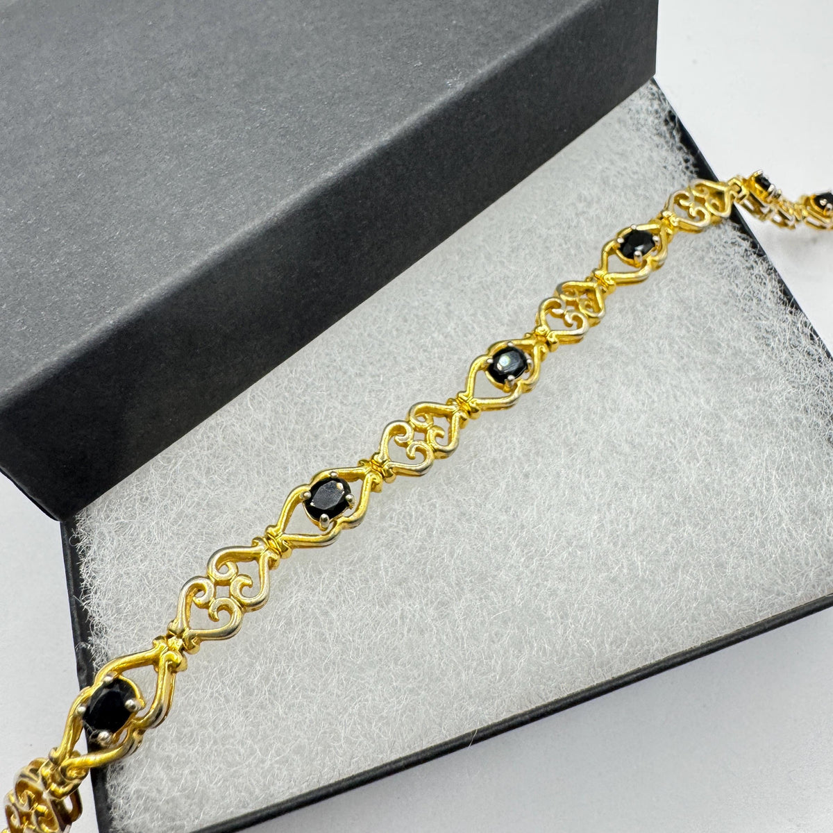 Vintage Deco Blue Sapphire Tennis Bracelet, Golden 925 Sterling Silver (7.5 Inch)
