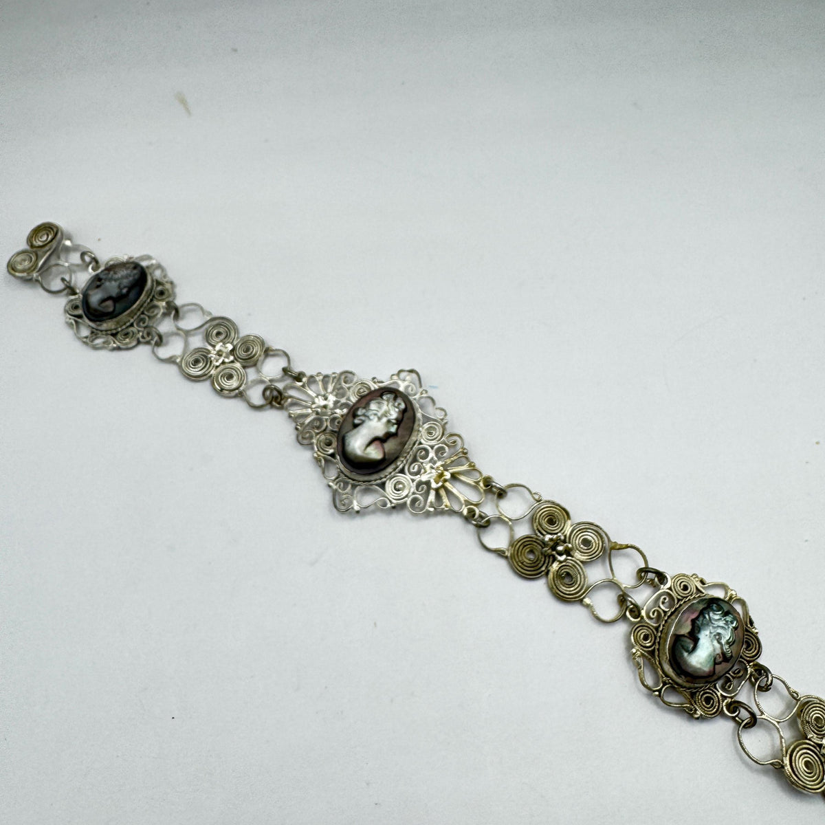 Vintage Abalone Cameo Bracelet 925 Sterling Silver 7 inches