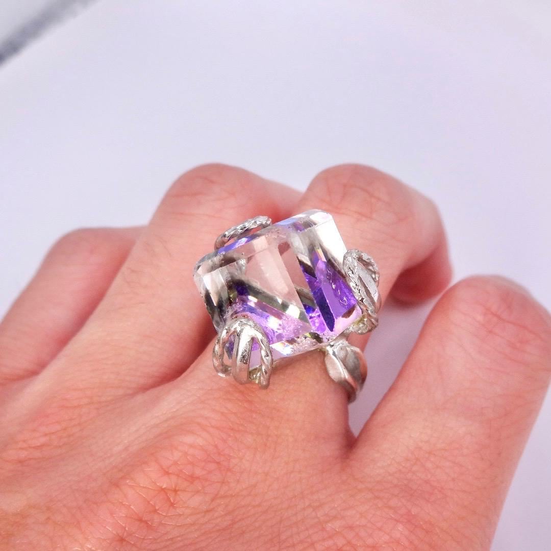 Vintage Purple Crystal 925 Sterling Silver Ring Size 8