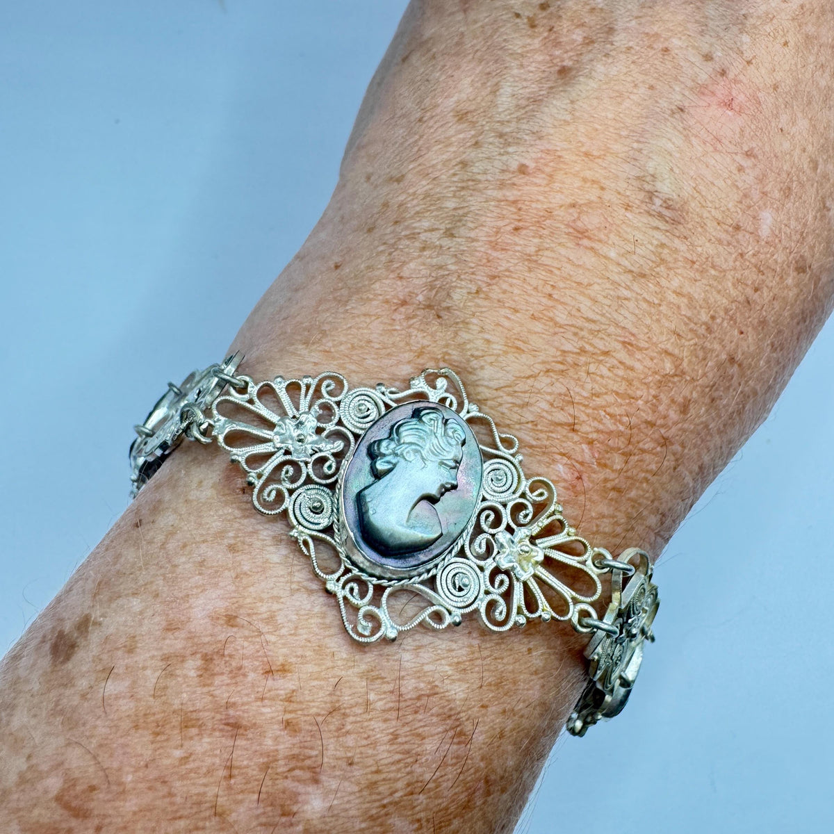 Vintage Abalone Cameo Bracelet 925 Sterling Silver 7 inches