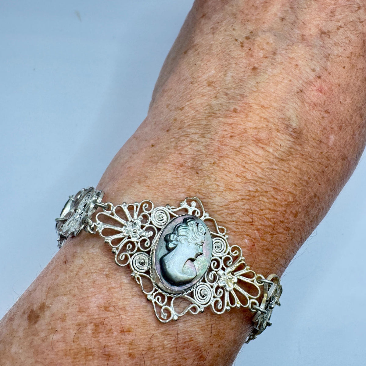 Vintage Abalone Cameo Bracelet 925 Sterling Silver 7 inches