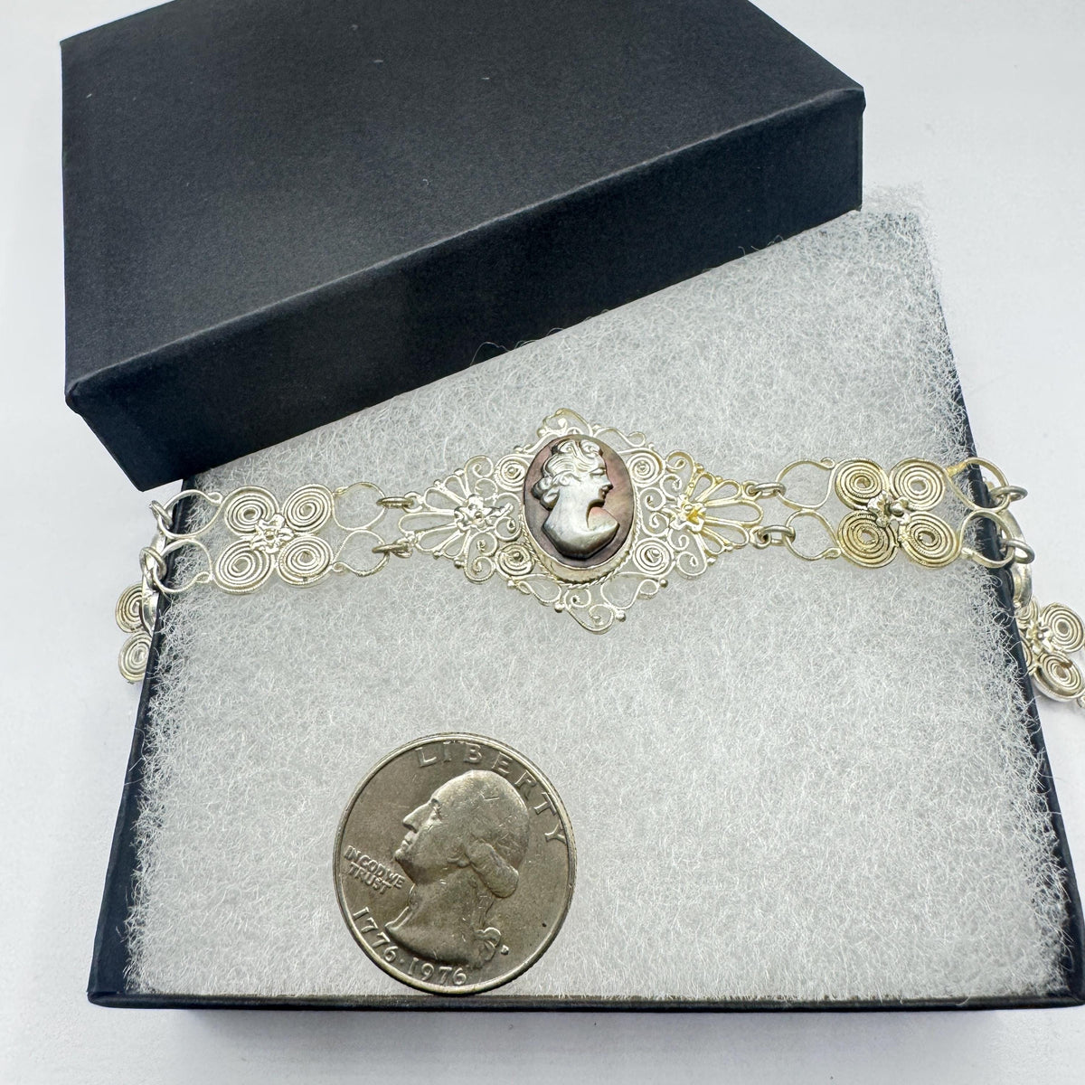 Vintage Abalone Cameo Bracelet 925 Sterling Silver 7 inches