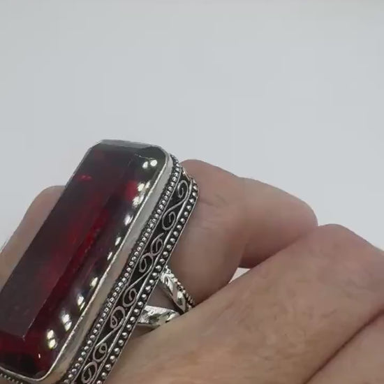 Vintage Boho Ruby Glass Cocktail Ring