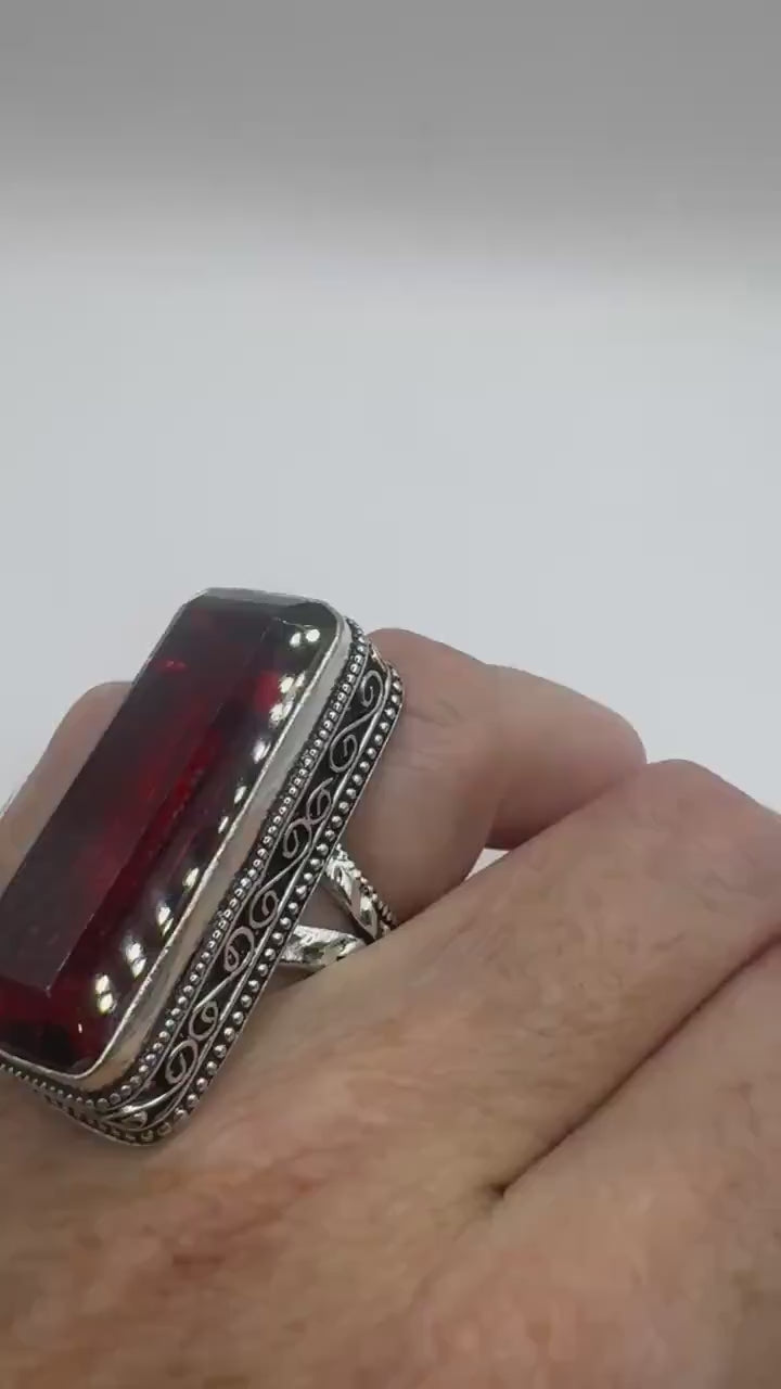 Vintage Boho Ruby Glass Cocktail Ring