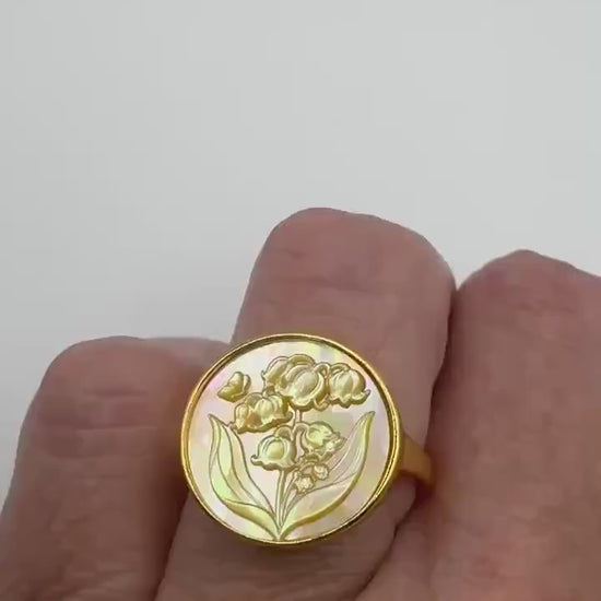 Vintage Lily of the Valley Abalone Cameo 925 Sterling Silver Ring