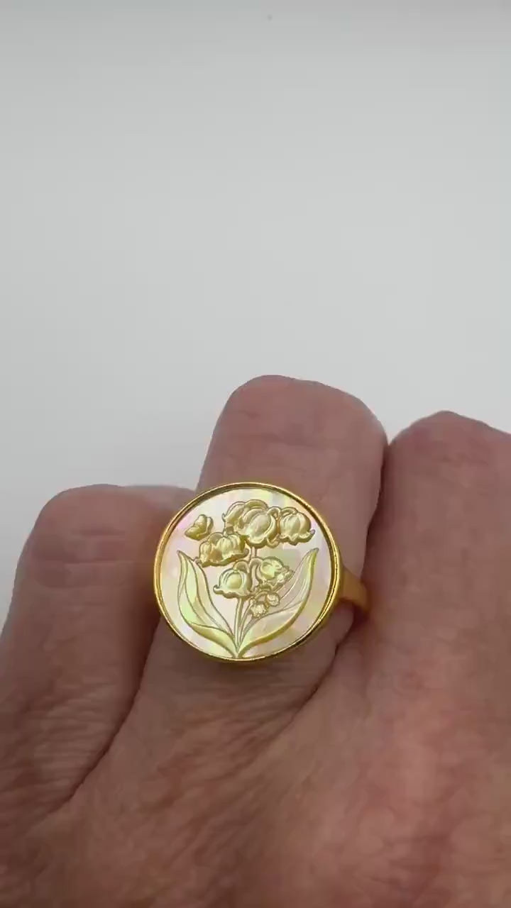 Vintage Lily of the Valley Abalone Cameo 925 Sterling Silver Ring