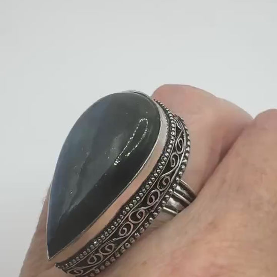 Vintage Large Labradorite Rainbow Moonstone Stone Silver Ring