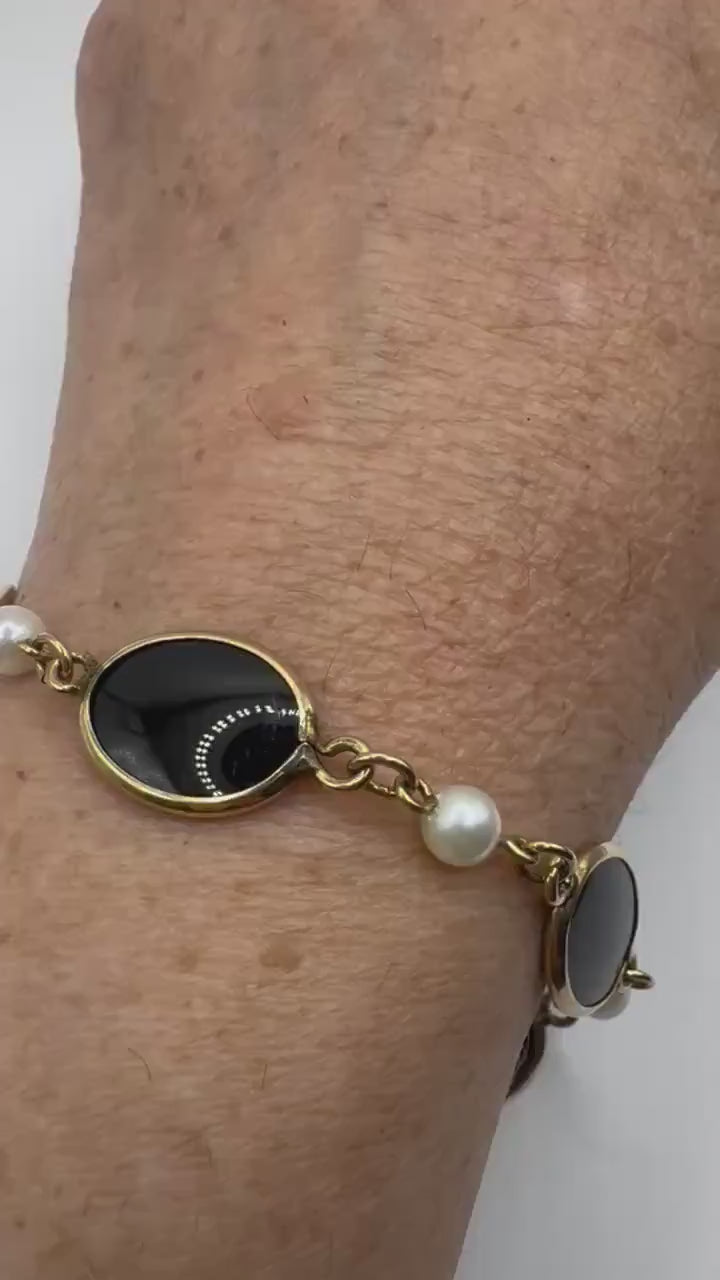 Vintage black Onyx White Pearl Bracelet Golden filled