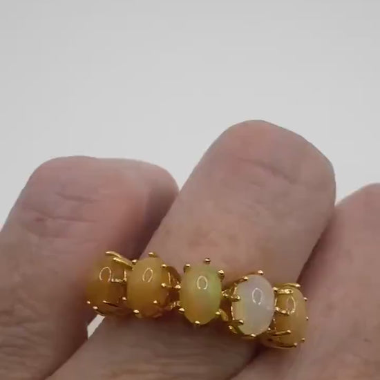 Vintage Fire Opal Goldenen 925 Sterling Silver Cocktail Ring