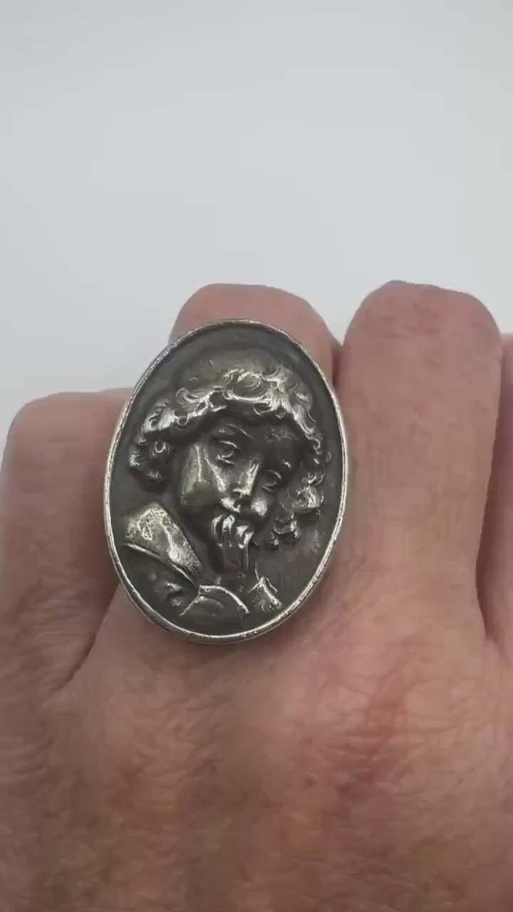 Vintage Child Cameo Ring in 925 Sterling Silver